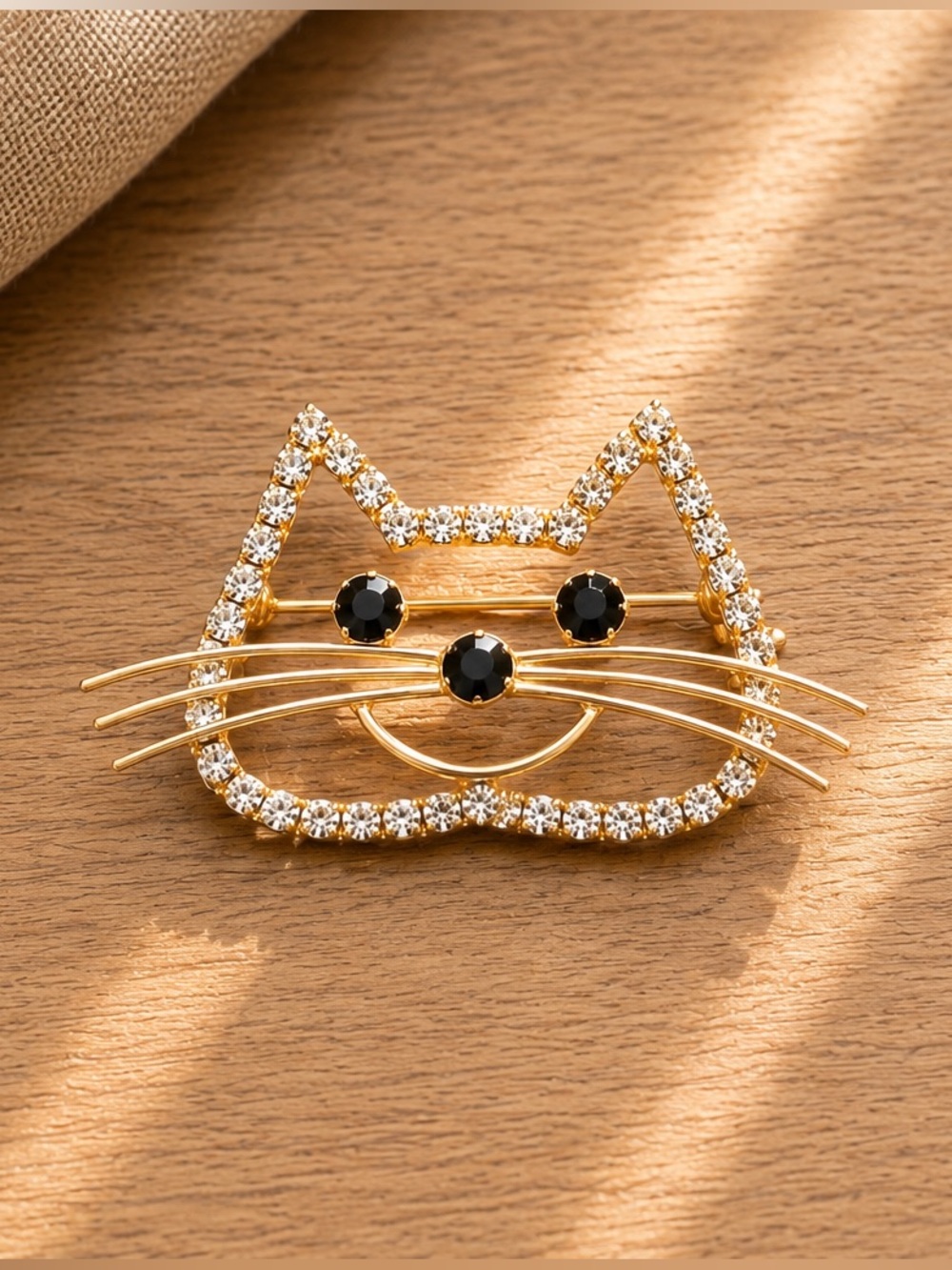 Vintage Rhinestone Cat Brooch​ - Picture 10 of 11